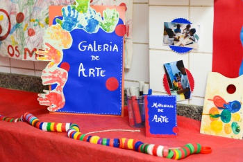 Galeria de Artes no CMEI Lídia Rocha