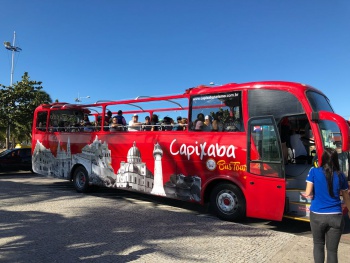 Novo ônibus turístico de Vitória