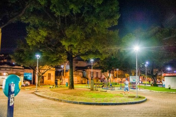Nova iluminação da Praça de Jucutuquara