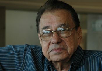 carlos cruz compositor do hino oficial da cidade de vitória