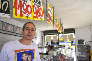 Aguinaldo Santana, comerciante da Vila Rubim