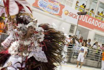 Carnaval 2014 - Escola de Samba Independente de São Torquato