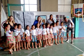 Trabalho Em busca de sonhos: para além das imagens no Cmei Santa Rita de Cássia