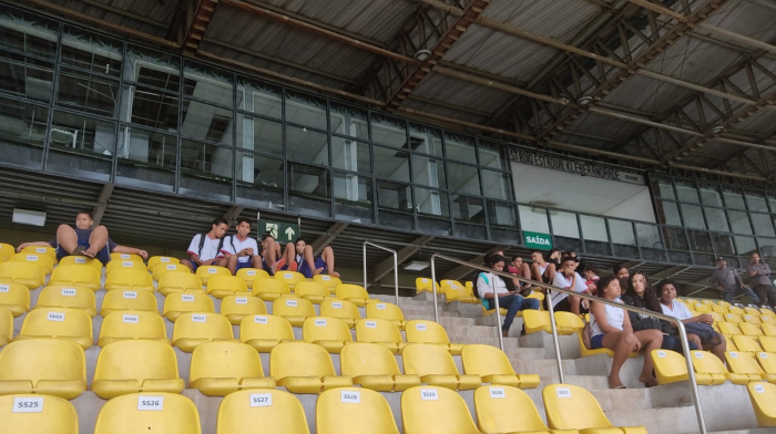 Estudantes da Emef Izaura Marques da Silva visitam Estádio Kleber Andrade