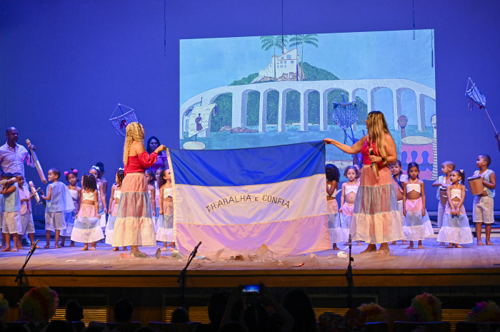 9° Festival Linguagens Integradas no teatro Gloria
