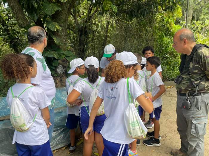 Guardiões Ambientais Mirins aprendem sobre observação de aves