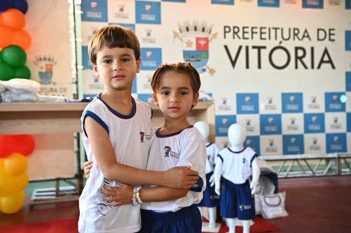 Entrega de Uniformes CEM