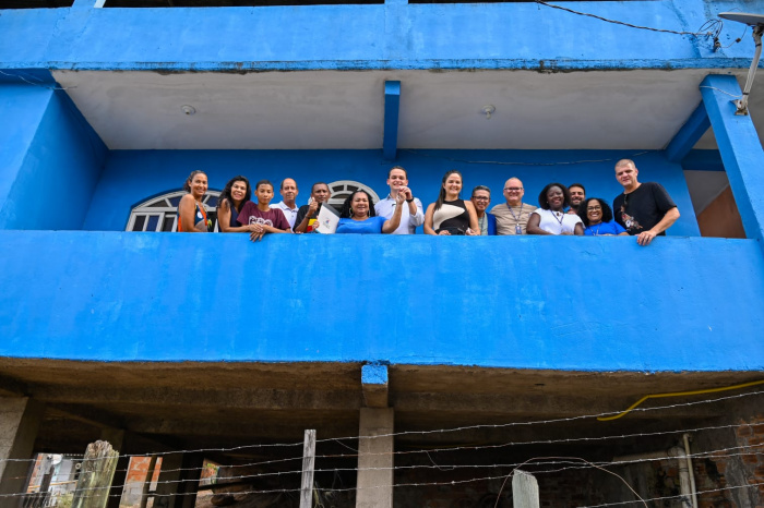 Bônus Moradia: mais uma família de Vitória recebe a casa própria