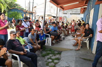 Entrega de Cestas Básicas em São Pedro