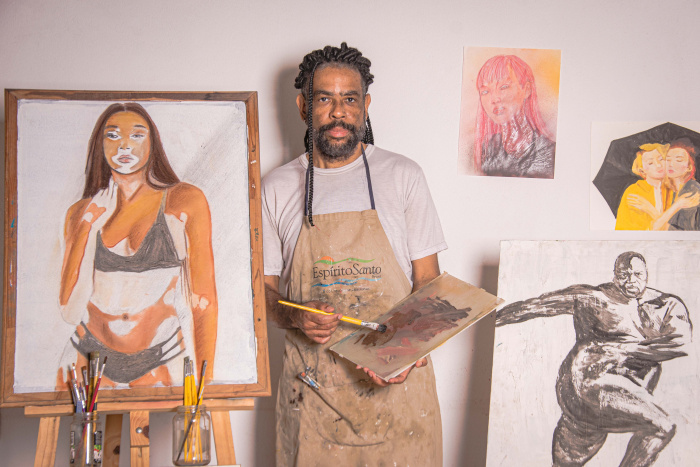 A cada obra apresentada, é possível refletir sobre a singularidade e diversidade humana.