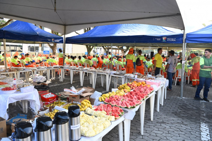 Prefeitura de Vitória celebra o Dia Nacional do Profissional de Limpeza Urbana