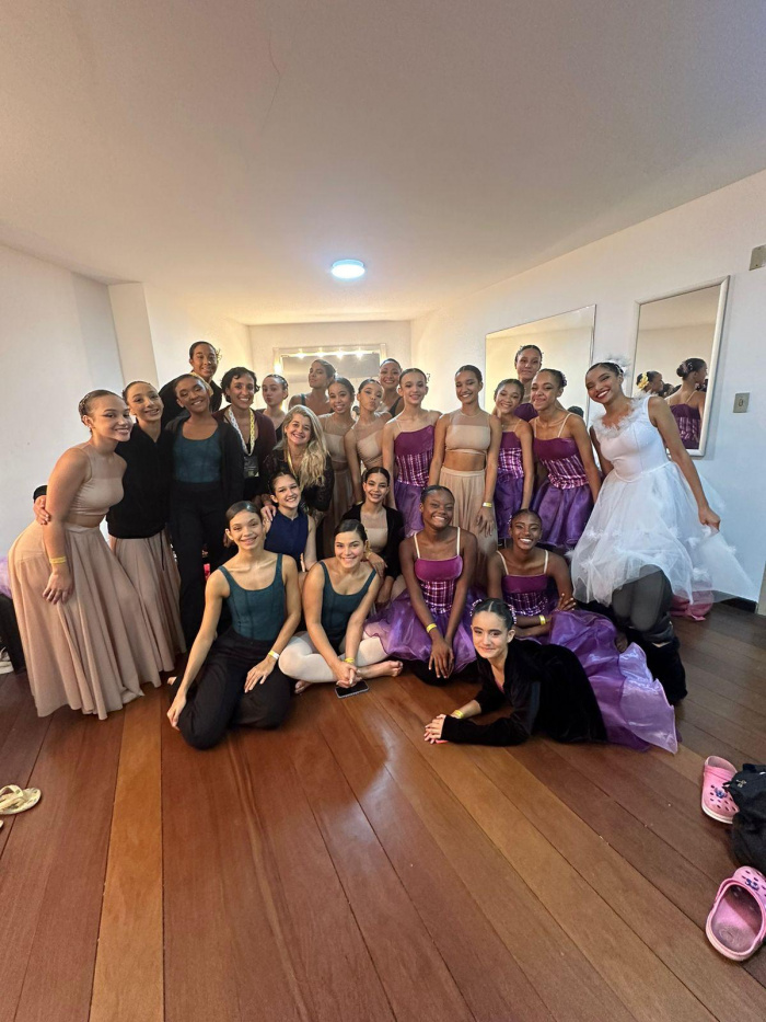 Alunas conquistaram 10 premiações, três certificados e uma oferta de bolsa para curso na Argentina.