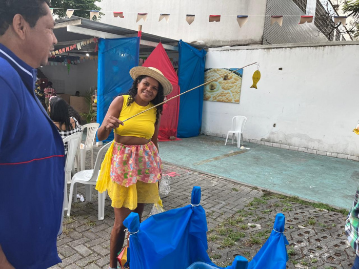 Arraiá: festa junina anima pessoas em situação de rua