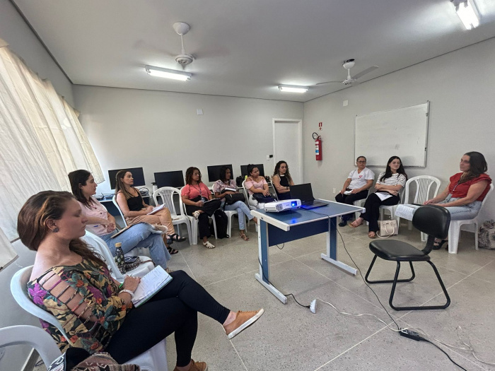 Reunião de nutricionistas da Semas