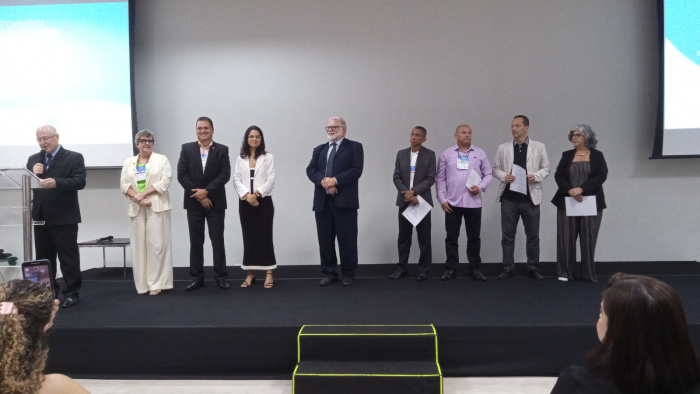 Conferência Municipal presta homenagem a cidadãos por ações desenvolvidas em Vitória