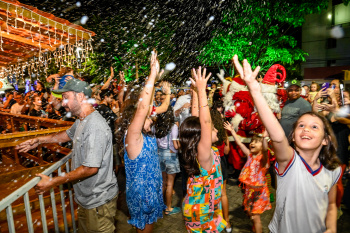 Natal de Encantos Praça Regina Frigere Furno