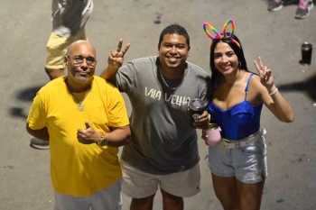 Circuito da Folia seguiu do Centro para o Sambão do Povo com muita animação nesta segunda (3)