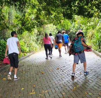 Atendidos do Creas vão a passeio no Morro do Moreno