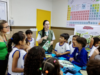 Alunos vivenciam o ecossistema do manguezal em Sala Sensorial inédita em Vitória