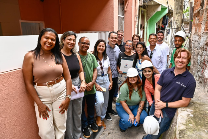 Obras de melhorias habitacionais beneficiam mais uma família no bairro São Benedito