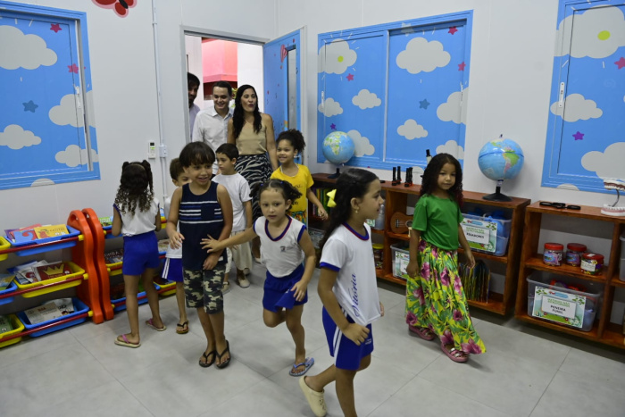Entrega da Reforma do Cmei Anísio Spínola Teixeira