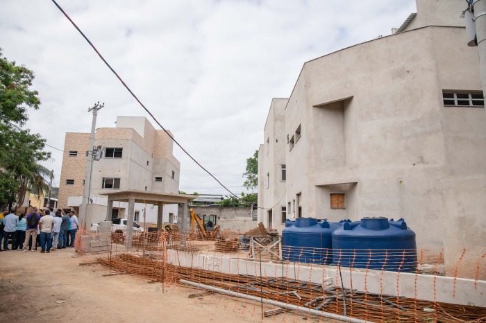 Visita às obras da Unidade de Saúde e Cras no Bairro Grande Vitória.