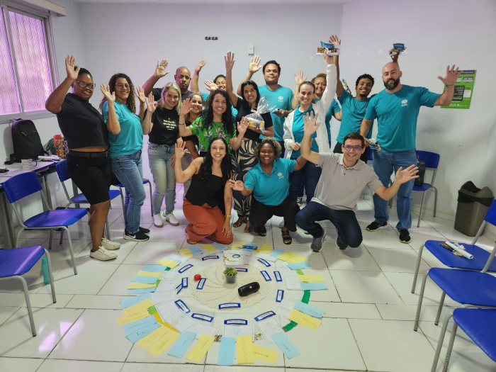 Comunicação Não Violenta: Equipe do Abrigo 1 participa de Círculo de Diálogo sobre o tema