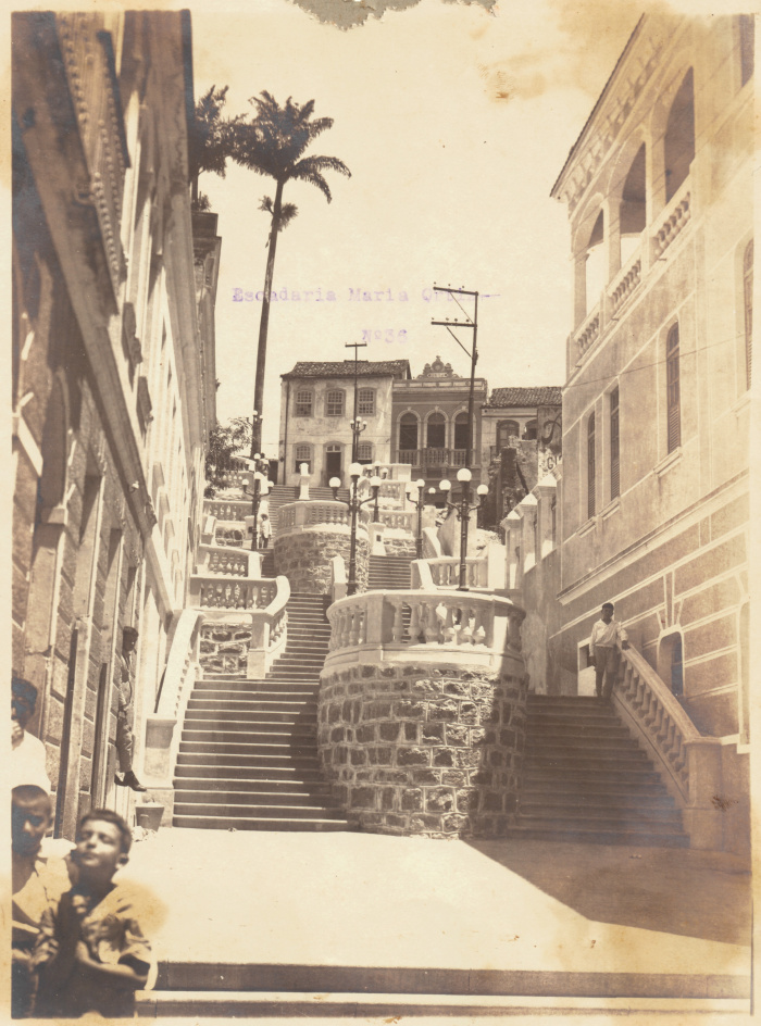 Escadaria Maria Ortiz finalizada. Foto de 1925.