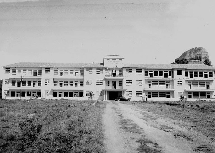 Sanatório Getúlio Vargas, atual Hospital Universitário Cassiano Antonio Moraes (Hucam). Década 1940