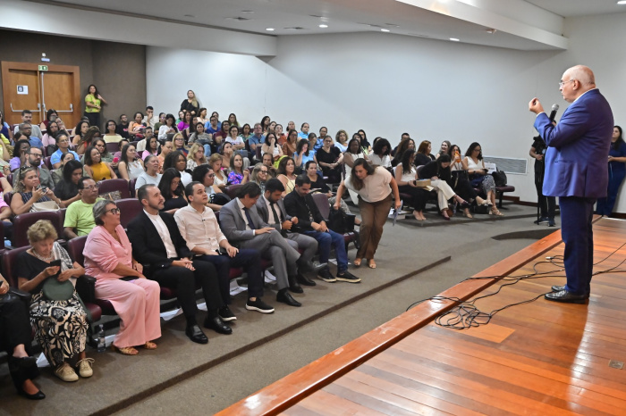Lançamento da Linha de Cuidados para a atenção à Saúde da Pessoa Idosa