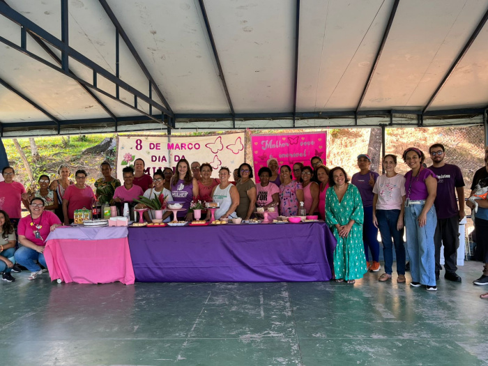 Ação alusiva ao Dia da Mulher realizada pela US Bairro Da Penha no Horto de Maruípe